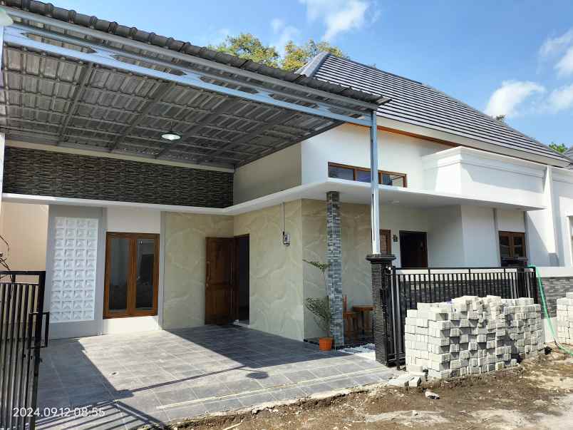 dijual rumah widodomartani