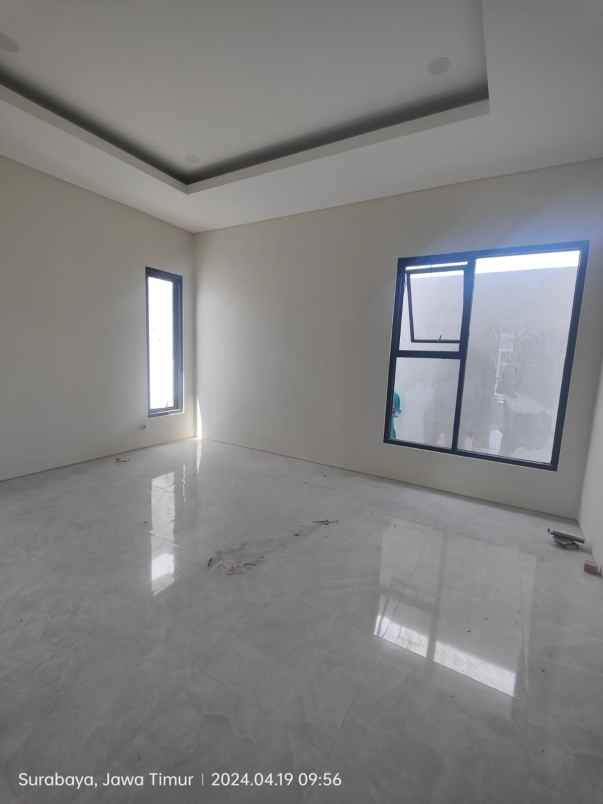 dijual rumah wisma permai