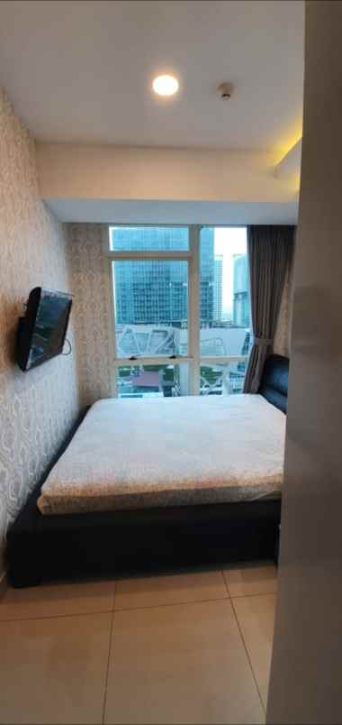 dijual sewakan apartemen kensington fullfurnish