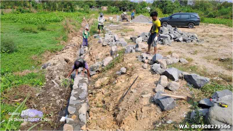 dijual tanah jl kabupaten ngawean