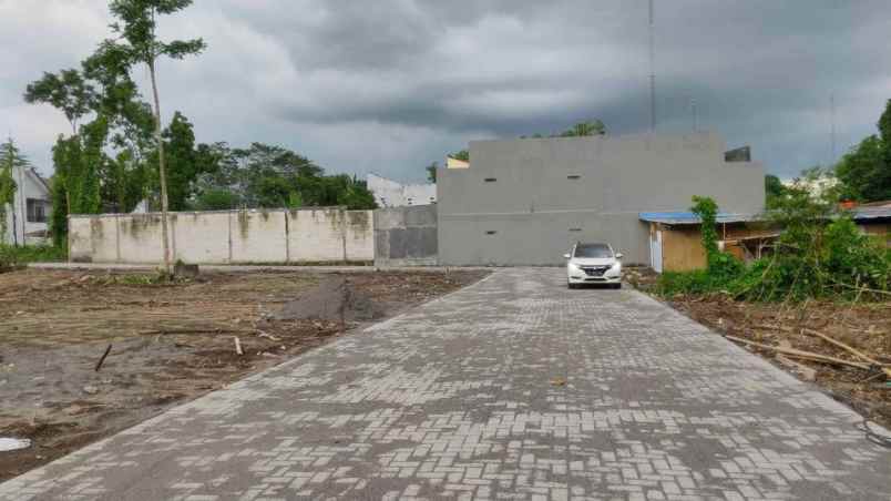 dijual tanah jl pandanaran ngaglik