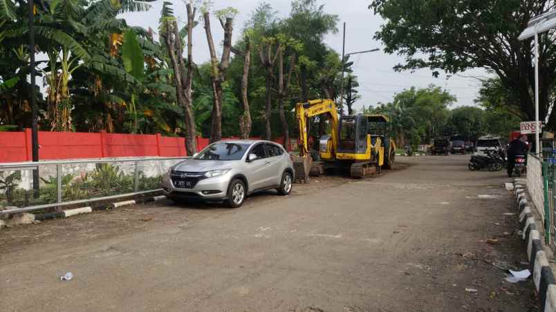 dijual tanah kavling di taman kebon