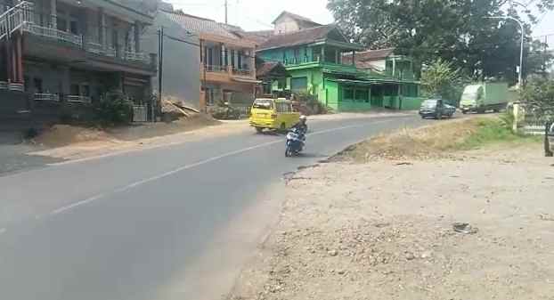 dijual tanah pinggir jalan nasional