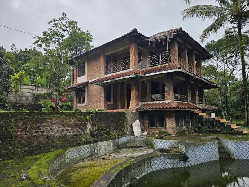 dijual tanah tamansari