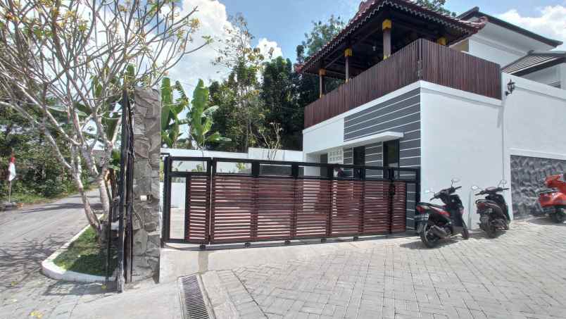 dijual villa bangunjiwo kasihan bantul