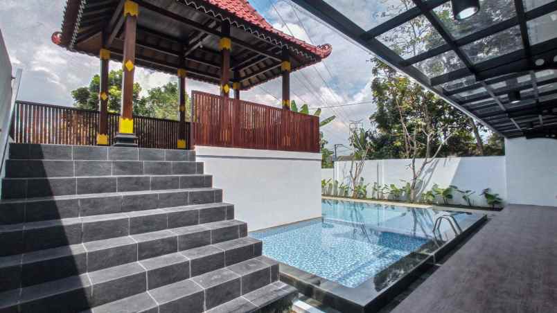 dijual villa bangunjiwo kasihan bantul