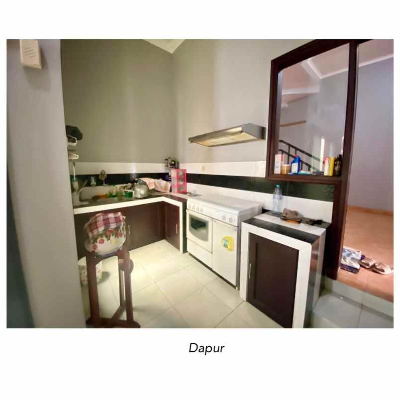 dijual villa bunga sepatu kota malang