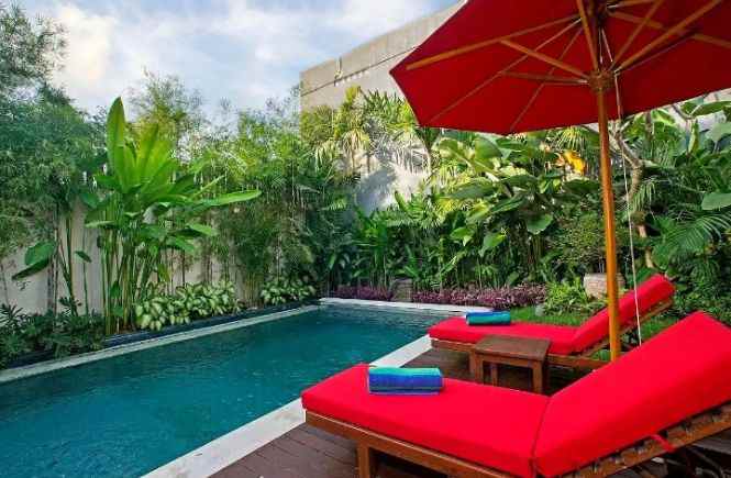 dijual villa dan ruko lokasi seminyak badung bali