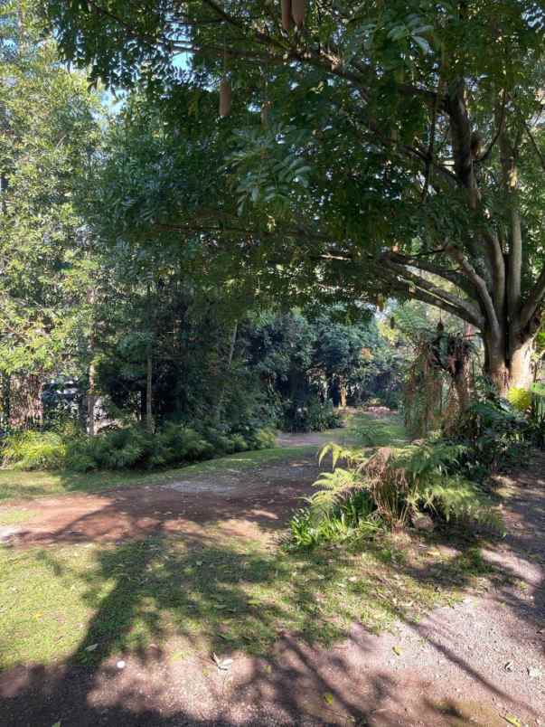 dijual villa jalan sersan bajuri