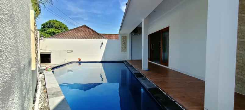 dijual villa kesiman denpasar timur bali