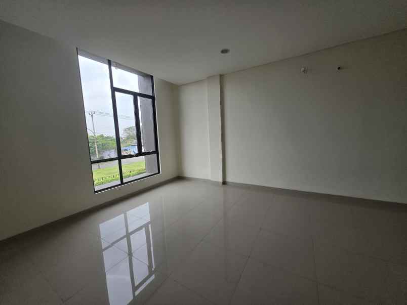 disewa ruko murah di suvarna sutera tangerang