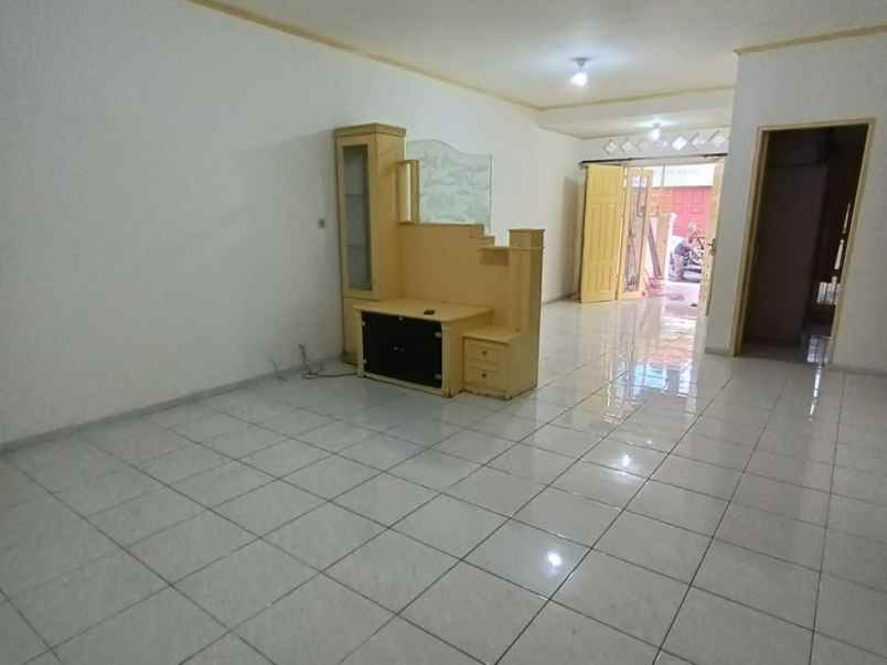 disewa rumah di komplek cemara asri medan jalan bungur