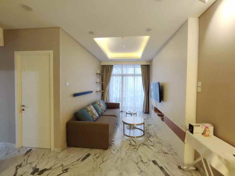 disewakan apartemen jl putri hijau no 1 opq