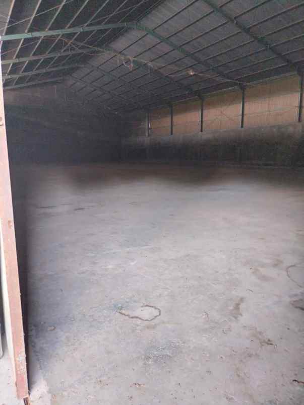 disewakan gudang di masy