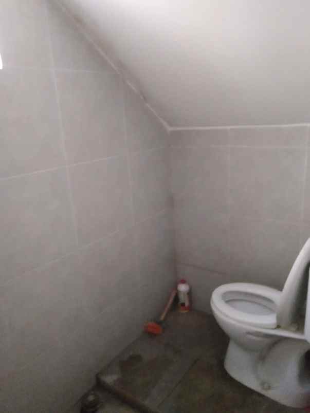 disewakan ruko gudang kantor arcamanik endah