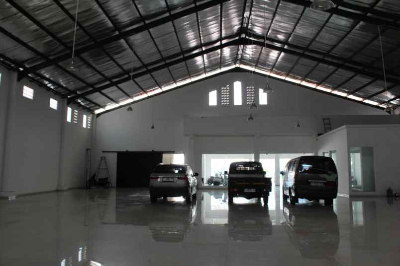 disewakan ruko gudang kantor kel jajag kec gambiran kab