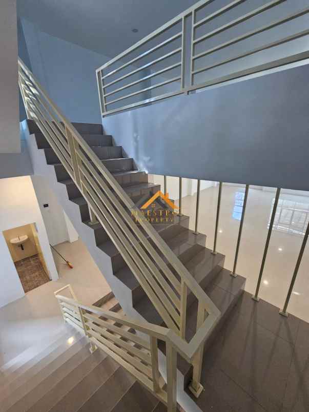 disewakan ruko gudang kantor komplek cbd polonia medan