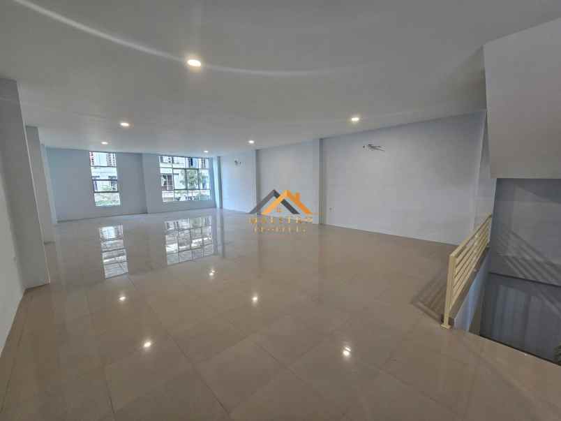 disewakan ruko gudang kantor komplek cbd polonia medan