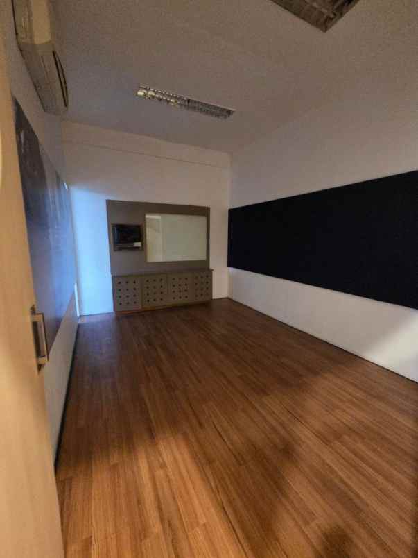 disewakan ruko strategis raya jemursari