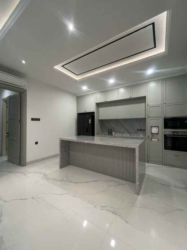 disewakan rumah cluster emerald mansion lippo cikarang