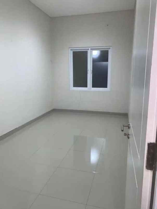 disewakan rumah darmo sentosa raya surabaya