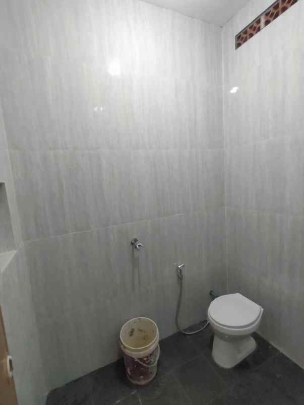 disewakan rumah di taman cibaduyut indah