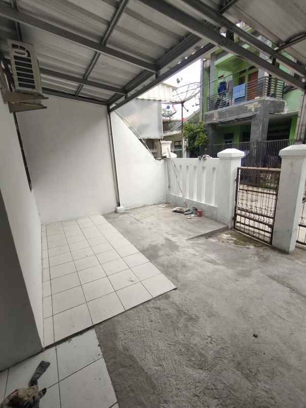 disewakan rumah di taman cibaduyut indah