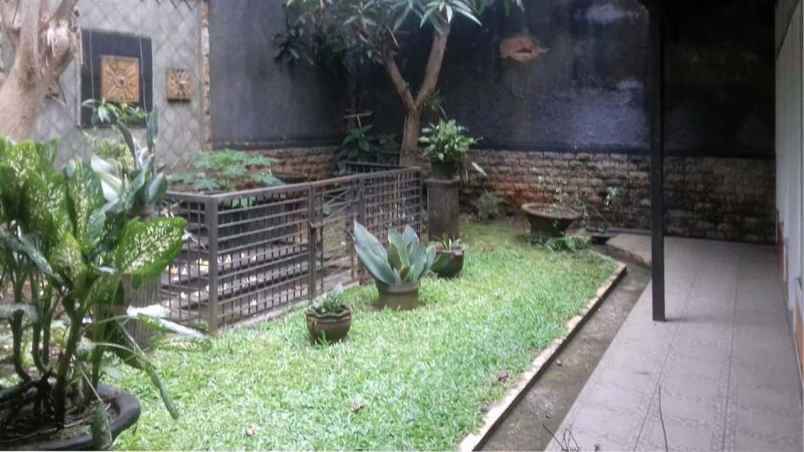 disewakan rumah duren sawit