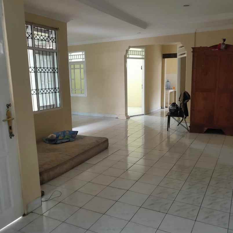 disewakan rumah duren sawit