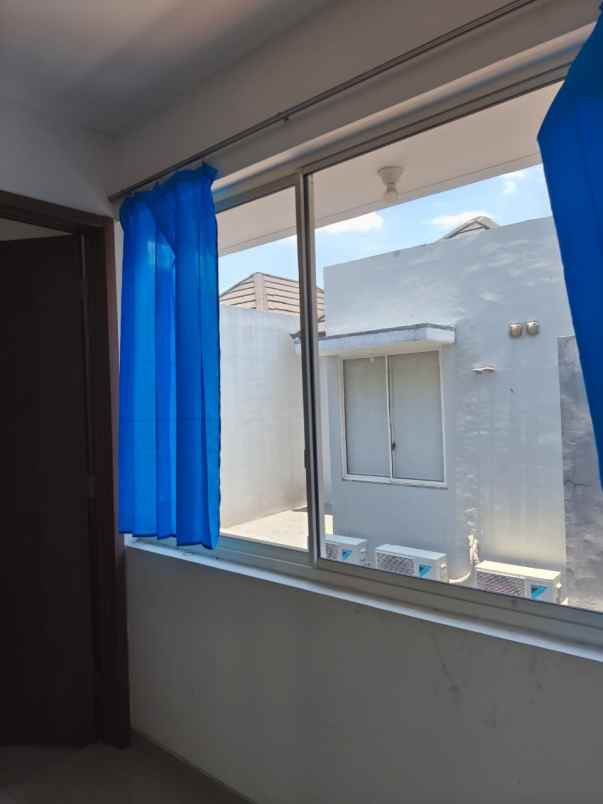 disewakan rumah graha natura