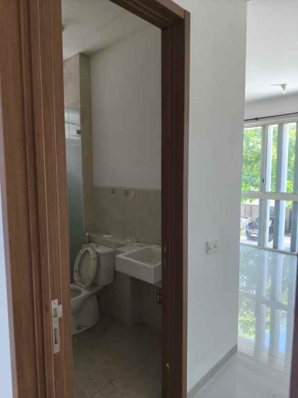 disewakan rumah graha natura