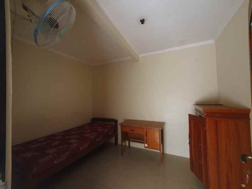 disewakan rumah gubeng