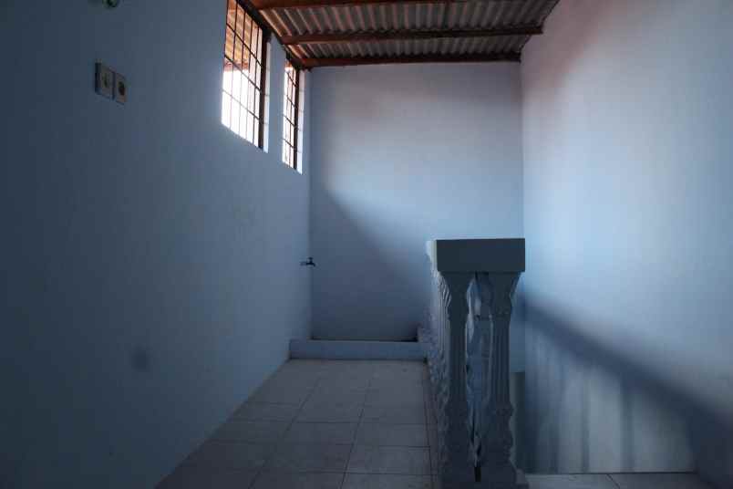 disewakan rumah perumahan brawijaya kel