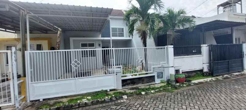 disewakan rumah purimas legian