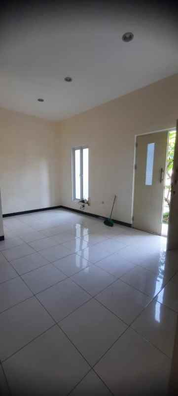 disewakan rumah rungkut asri rungkut surabaya timur