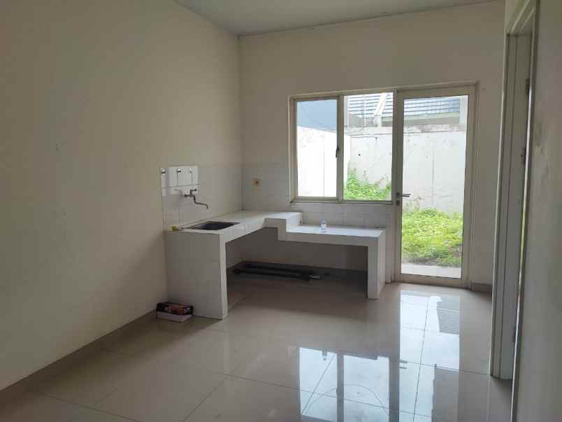 disewakan rumah suvarna sutera pasar kemis