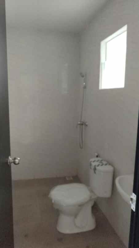 eastern park pakuwon city surabaya timur min 2 tahun