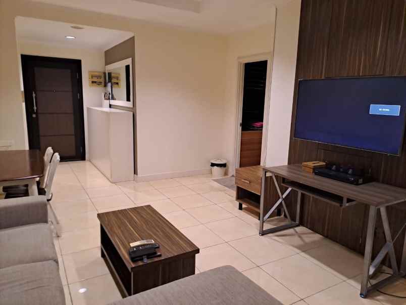 for lease apartemen essence darmawangsa