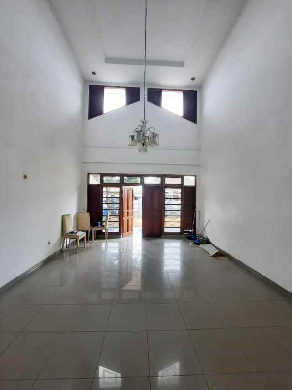 for sale house cipete