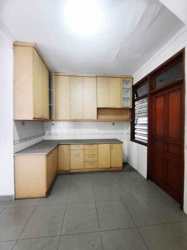 for sale house cipete