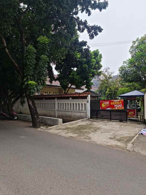 for sale rumah di jl basoka raya joglo jakarta barat