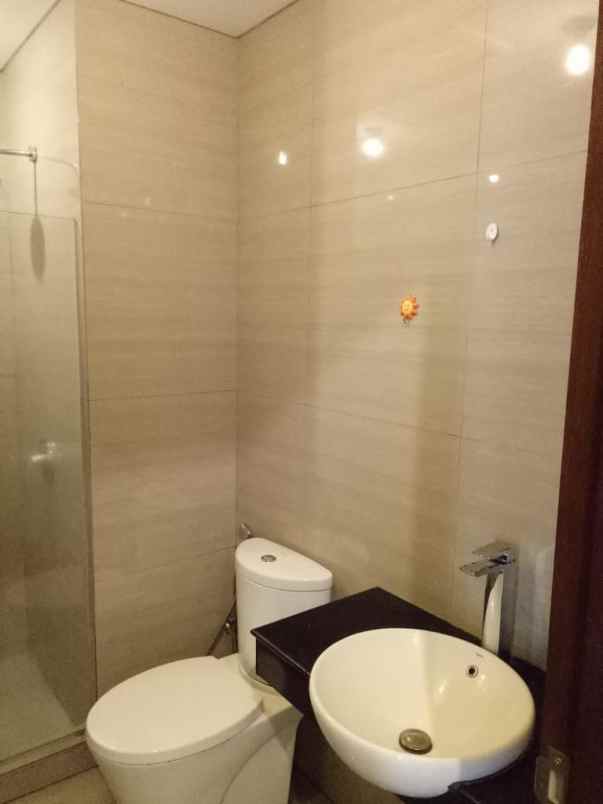 full furnish 2 br selangkah dari transmart view pool