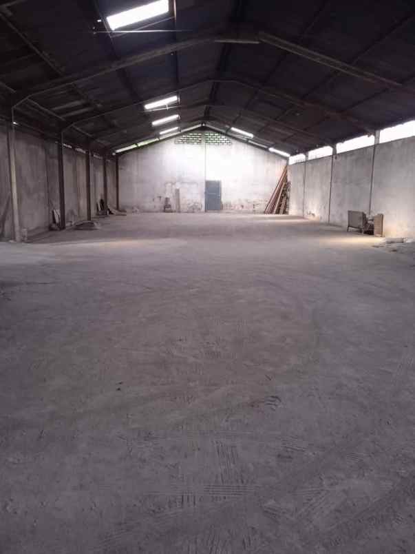 gudang brigjen katamso waru