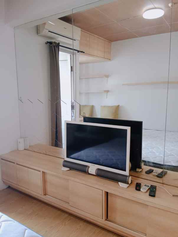 jual apartemen studio furnished green bay t