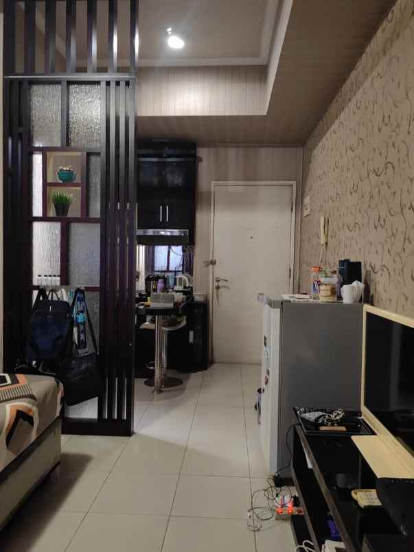 jual apartemen studio furnished season city jak bar