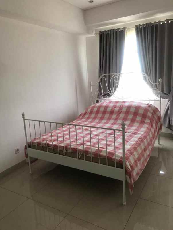 jual aspen residence 102 m2 semi furnished