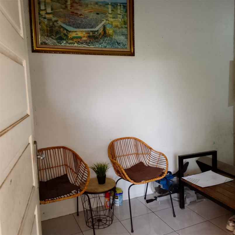 jual cepat rumah dua lantai di permata indah arcamanik