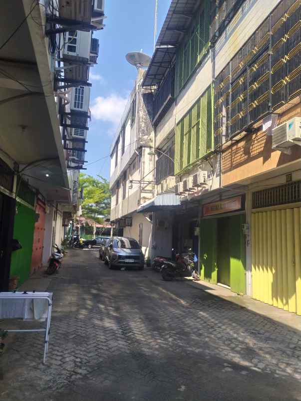 jual lelang ruko 3 lantai tengah kota makassar