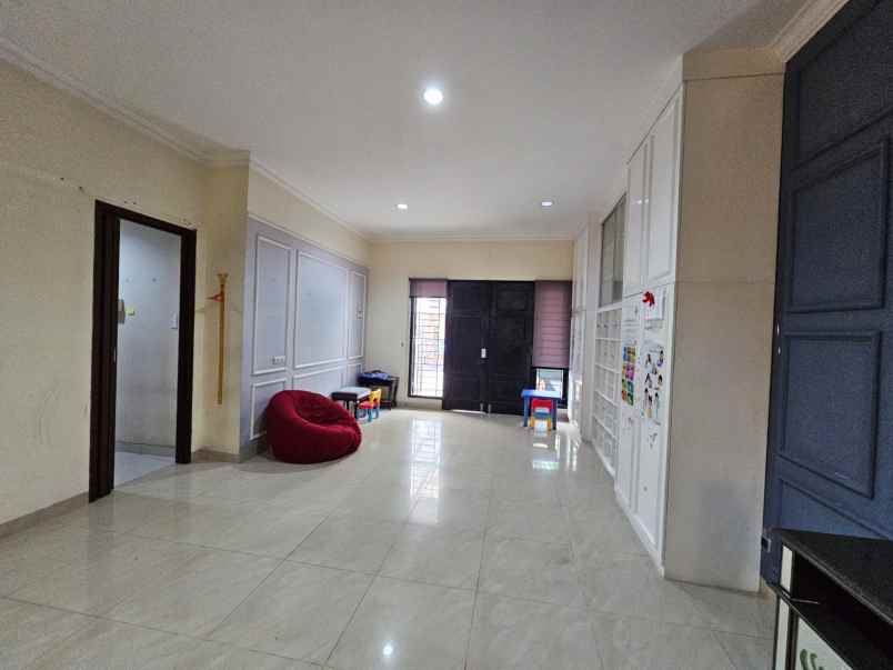 jual rumah furnished permata buana jkt bar