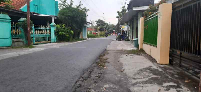 jual rumah jl garhak sorowajan